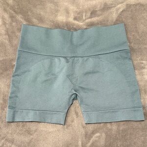 NWOT Teal SET ACTIVE Biker Shorts